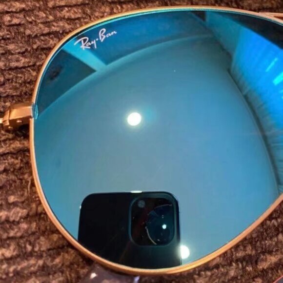 Ray-Ban 3025 Blue Aviator Sunglasses 58mm - Picture 3 of 5
